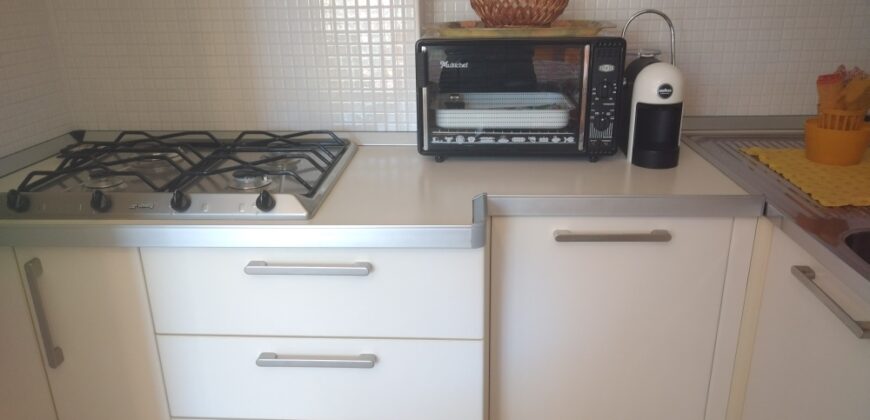 RIF. 218 B – BORGHETTO SANTO SPIRITO VIA PONTI BILOCALE CON CANTINA E BOX € 185000