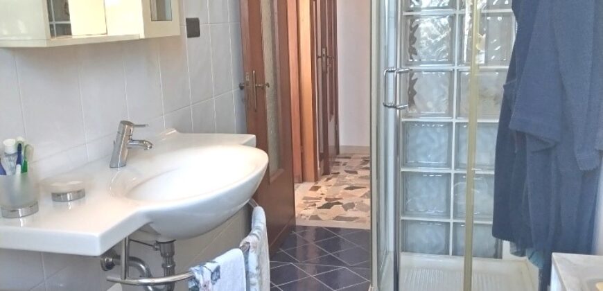 RIF. 218 B – BORGHETTO SANTO SPIRITO VIA PONTI BILOCALE CON CANTINA E BOX € 185000