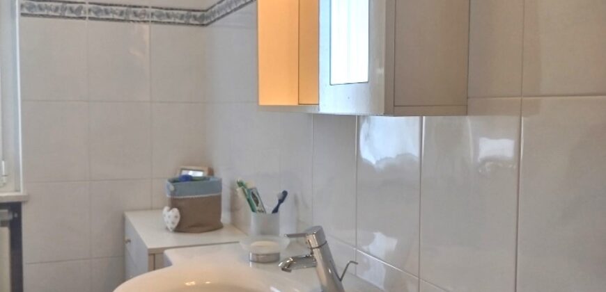 RIF. 218 B – BORGHETTO SANTO SPIRITO VIA PONTI BILOCALE CON CANTINA E BOX € 185000