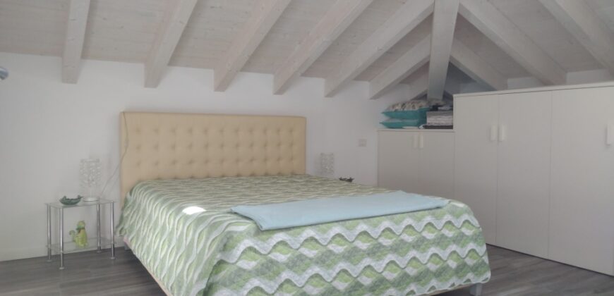RIF. 222 B – LOANO PEZZO UNICO TRILOCALE DI NUOVA REALIZZAZIONE ULTIMO PIANO A SOLI 200 MT DAL MARE € 315000