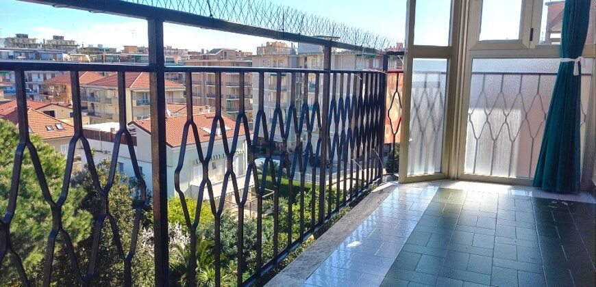RIF. 249 B – BORGHETTO S.S. VIA PONTI BILOCALE PIANO ALTO CON ASCENSORE € 178000