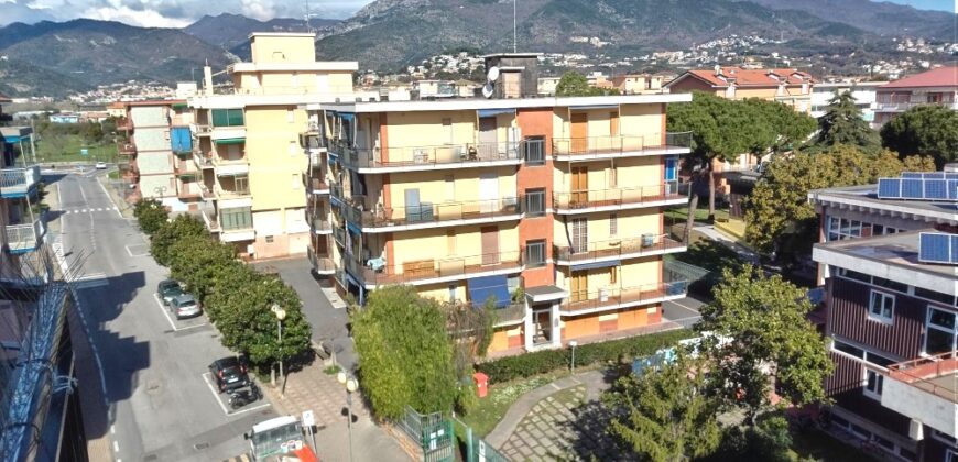 RIF. 249 B – BORGHETTO S.S. VIA PONTI BILOCALE PIANO ALTO CON ASCENSORE € 178000