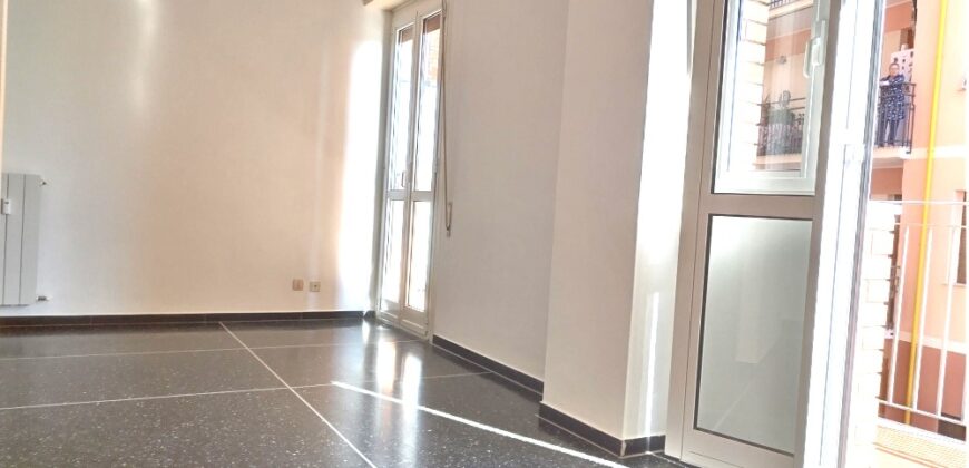 RIF. 259 B – BORGHETTO S.S. MONOLOCALE FRONTE MARE CONFINE LOANO € 120000