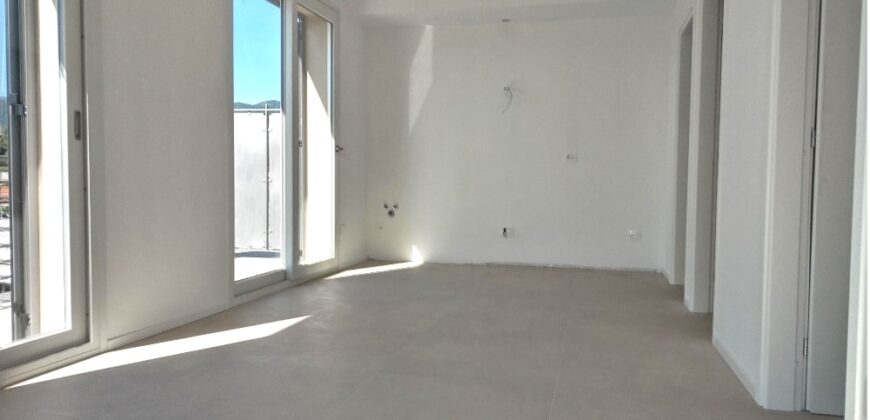 RIF. 260 B – LOANO DI NUOVA COSTRUZIONE TRILOCALI CON TERRAZZI O GIARDINI POSTO AUTO DI PROPRIETA’ DA € 275000