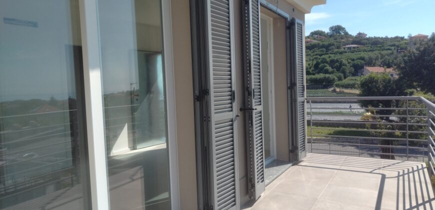 RIF. 260 B – LOANO DI NUOVA COSTRUZIONE TRILOCALI CON TERRAZZI O GIARDINI POSTO AUTO DI PROPRIETA’ DA € 275000