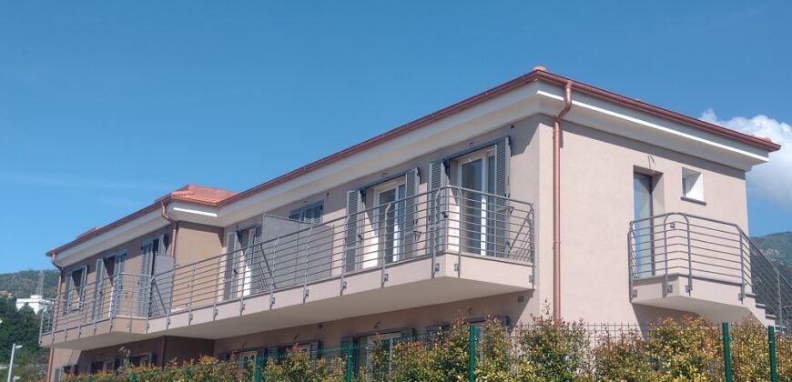RIF. 260 B – LOANO DI NUOVA COSTRUZIONE TRILOCALI CON TERRAZZI O GIARDINI POSTO AUTO DI PROPRIETA’ DA € 275000