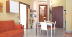 RIF. 264 B – BORGHETTO SANTO SPIRITO BILOCALE CENTRALISSIMO RISTRUTTURATO E ARREDATO € 185000