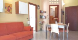 RIF. 264 B – BORGHETTO SANTO SPIRITO BILOCALE CENTRALISSIMO RISTRUTTURATO E ARREDATO € 185000