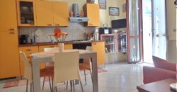 RIF. 264 B – BORGHETTO SANTO SPIRITO BILOCALE CENTRALISSIMO RISTRUTTURATO E ARREDATO € 185000