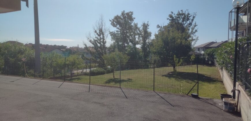 RIF. 267 B – BORGHETTO S.S. SPLENDIDO BILOCALE RISTRUTTURATO, CON BOX  € 165000