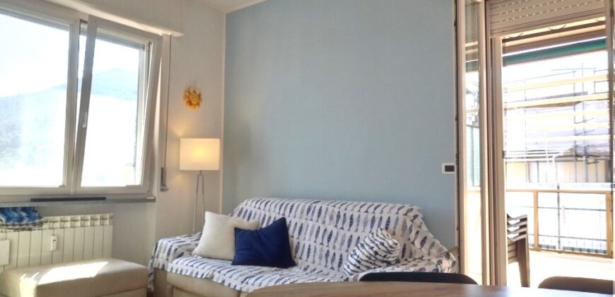 RIF. 268 B – BORGHETTO S.S. ATTICO CON TERRAZZO VISTA MARE € 215000