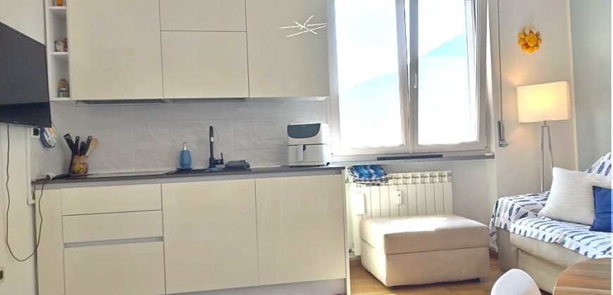 RIF. 268 B – BORGHETTO S.S. ATTICO CON TERRAZZO VISTA MARE € 215000