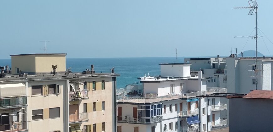 RIF. 268 B – BORGHETTO S.S. ATTICO CON TERRAZZO VISTA MARE € 215000