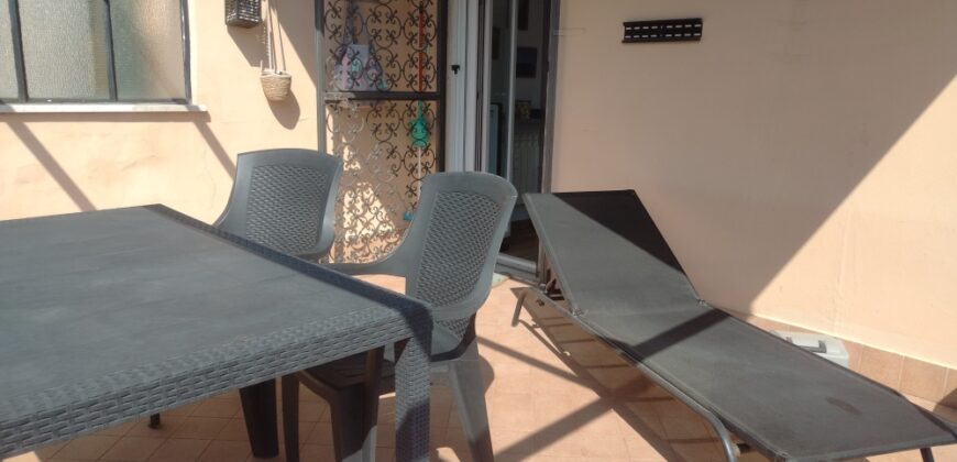 RIF. 268 B – BORGHETTO S.S. ATTICO CON TERRAZZO VISTA MARE € 215000