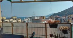 RIF. 268 B – BORGHETTO S.S. ATTICO CON TERRAZZO VISTA MARE € 215000