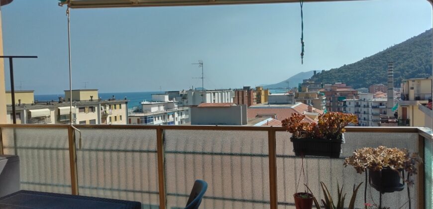 RIF. 268 B – BORGHETTO S.S. ATTICO CON TERRAZZO VISTA MARE € 215000