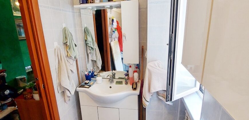 RIF. 262 B – BORGHETTO S.S. BILOCALE A 30 MT DAL MARE E A POCHI PASSI DA LOANO € 149000