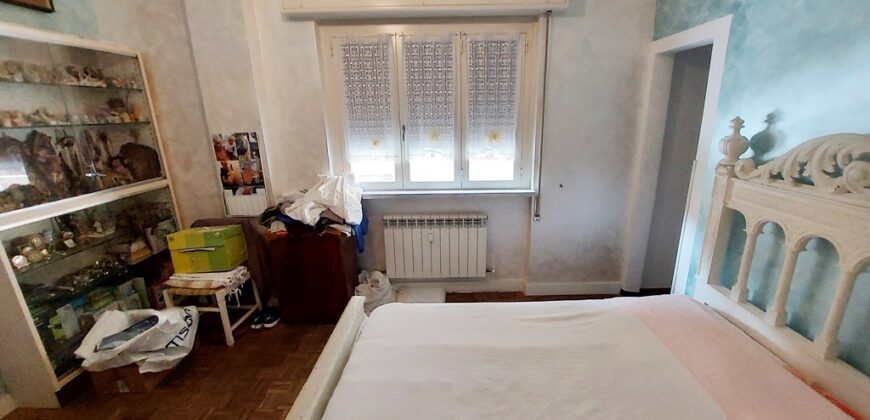 RIF. 262 B – BORGHETTO S.S. BILOCALE A 30 MT DAL MARE E A POCHI PASSI DA LOANO € 149000