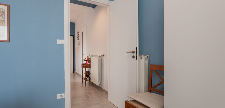 RIF. 274 B – BORGHETTO S.S. BILOCALE RISTRUTTURATO E ARREDATO CON CANTINA € 173000