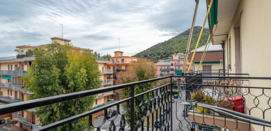 RIF. 274 B – BORGHETTO S.S. BILOCALE RISTRUTTURATO E ARREDATO CON CANTINA € 173000