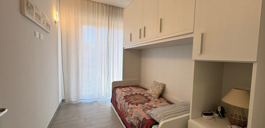 RIF. 277 B – BORGHETTO S.S. TRILOCALE CENTRALISSIMO VISTA MARE RISTRUTTURATO E ARREDATO A NUOVO € 280000