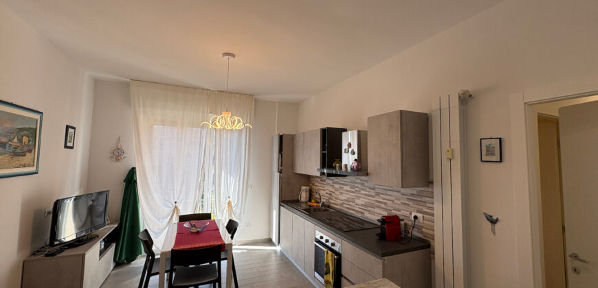 RIF. 277 B – BORGHETTO S.S. TRILOCALE CENTRALISSIMO VISTA MARE RISTRUTTURATO E ARREDATO A NUOVO € 280000