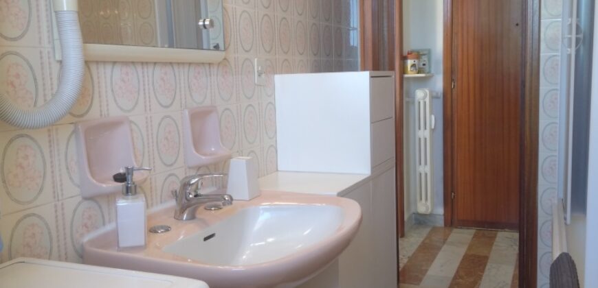 RIF. 276 B – BORGHETTO SANTO SPIRITO TRILOCALE CON POSTO AUTO RECINTATO € 190000