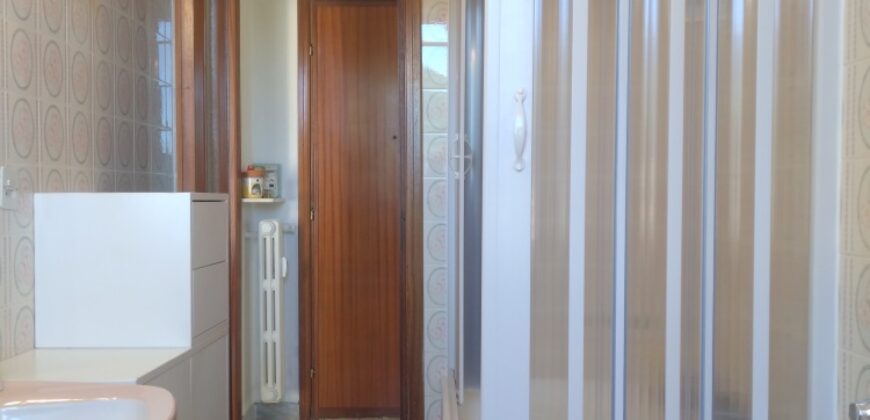 RIF. 276 B – BORGHETTO SANTO SPIRITO TRILOCALE CON POSTO AUTO RECINTATO € 190000