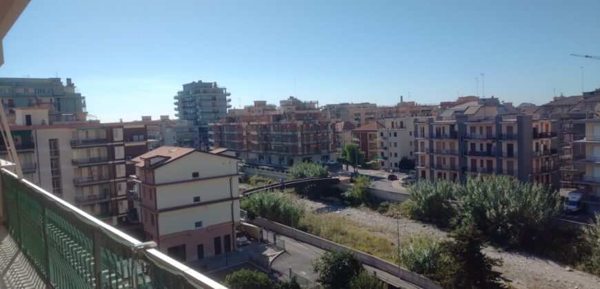 RIF. 276 B – BORGHETTO SANTO SPIRITO TRILOCALE CON POSTO AUTO RECINTATO € 190000